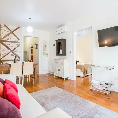 Sao Bento Authentic Apartment. Apartment Lisbon